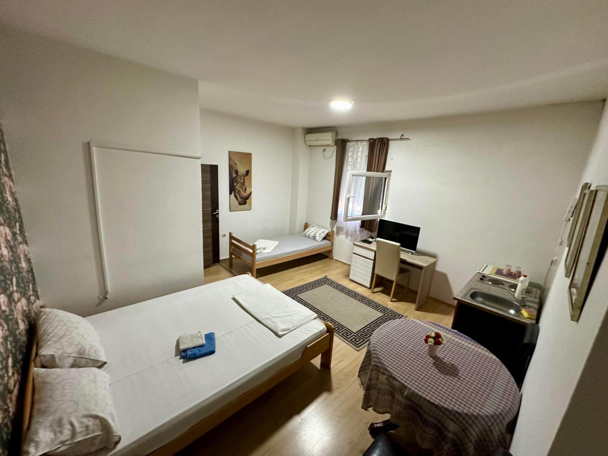 Apartments Agape Belgrado Exterior foto